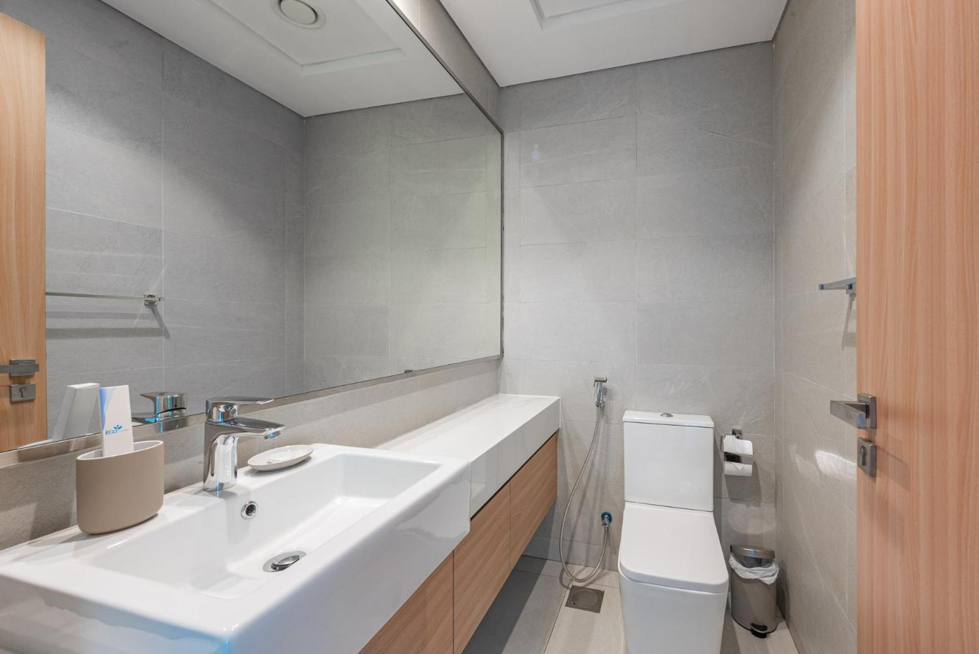 Apartmán Cozy & Convenient 1Br Haven In Al Jaddaf Dubaj Exteriér fotografie